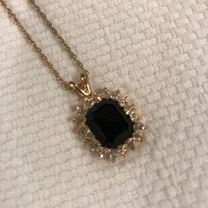 Black pendant necklace